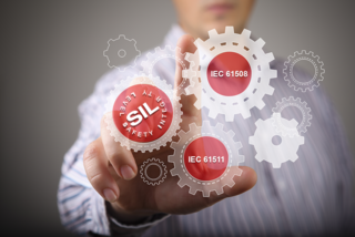 SIL, IEC61508 e IEC61511 representados en los engranajes como seguridad funcional